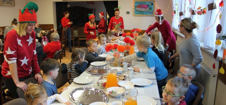 Wizyta dzieci z Przedszkola w Purdzie z okazji Mikołajek