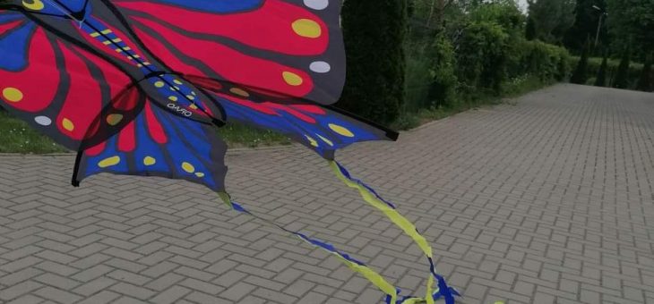 „Unosi szybowce, popycha żaglowce, obraca wiatraki. Kto to taki?”