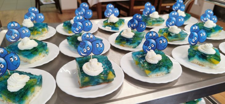 Podróże kulinarne w kolorze niebieskim.