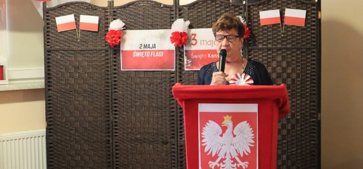 Narodowe Święto Konstytucji 3 maja oraz Święto Flagi.