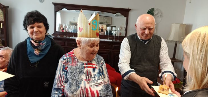 Urodziny w Środowiskowym Domu Samopomocy w Marcinkowie