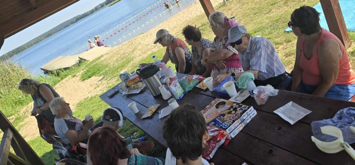 Dzień ręcznika plażowego- wyprawa nad jezioro.