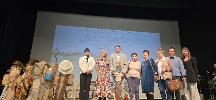 „Wieś cała żyła jednym rytmem – rytmem ziemi”