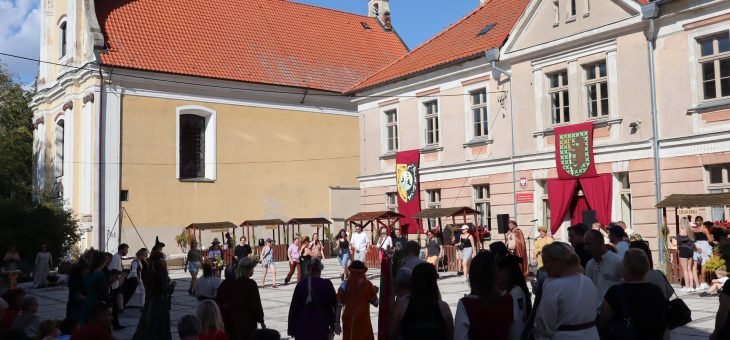 Tajemniczym szlakiem średniowiecznego Reszla – Szlachcianie Prejłowanie na Reszelskim Wiedźmowisku